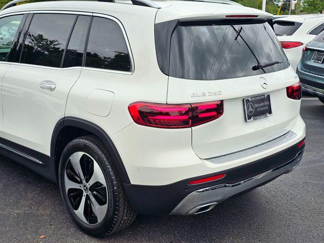 new 2026 Mercedes-Benz GLB 250 car, priced at $52,420