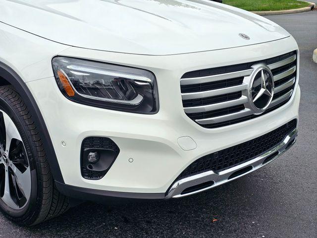 new 2026 Mercedes-Benz GLB 250 car, priced at $52,420