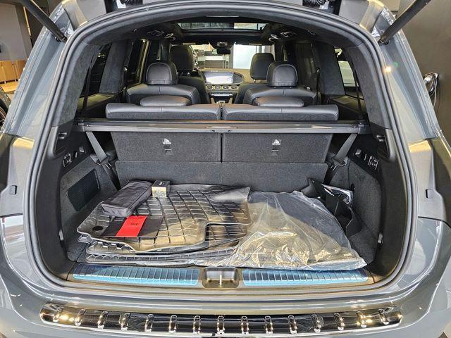 new 2025 Mercedes-Benz AMG GLS 63 car, priced at $173,905