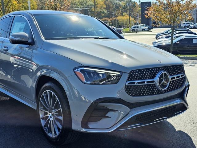 new 2025 Mercedes-Benz GLE 450 car, priced at $87,185