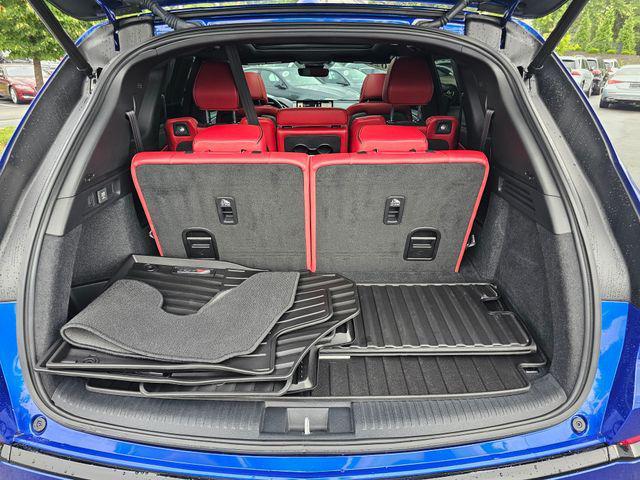 used 2022 Acura MDX car, priced at $38,974