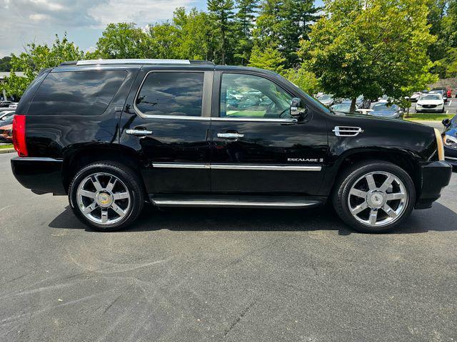 used 2009 Cadillac Escalade car, priced at $9,850