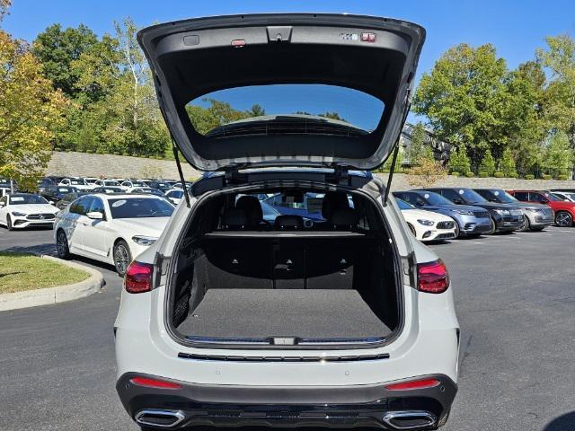 new 2025 Mercedes-Benz GLC 300 car, priced at $62,005