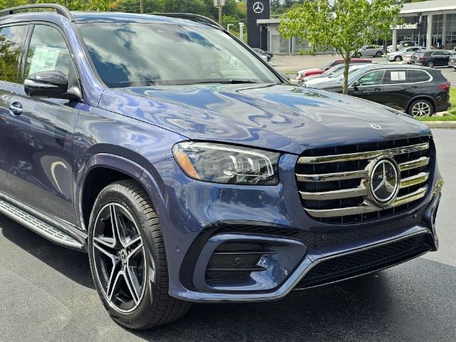 new 2025 Mercedes-Benz GLS 450 car, priced at $101,690