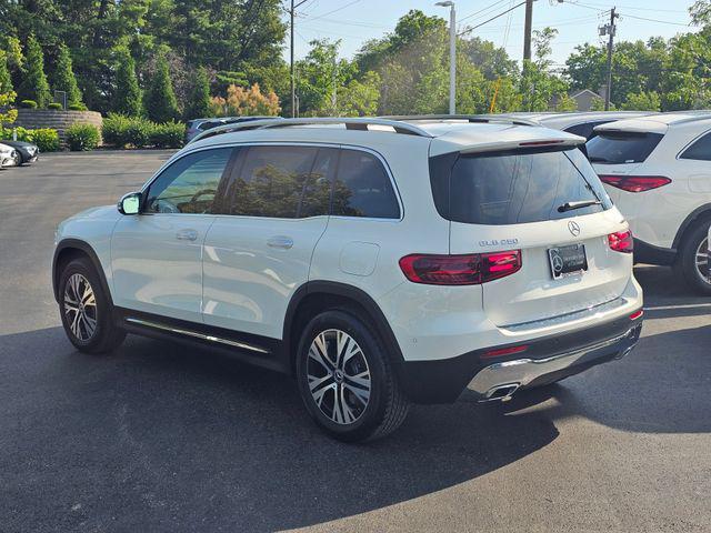 new 2025 Mercedes-Benz GLB 250 car, priced at $50,935