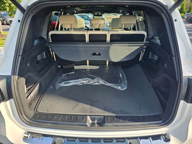 new 2025 Mercedes-Benz GLB 250 car, priced at $50,935