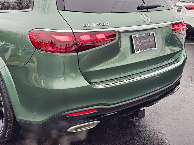 new 2025 Mercedes-Benz GLS 580 car, priced at $132,110