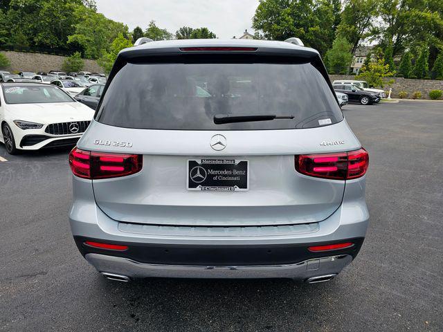 new 2026 Mercedes-Benz GLB 250 car, priced at $52,985