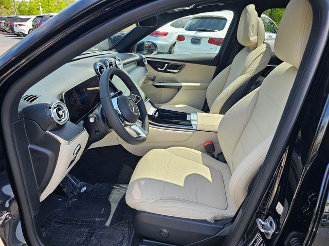 new 2025 Mercedes-Benz GLC 300 car, priced at $56,605