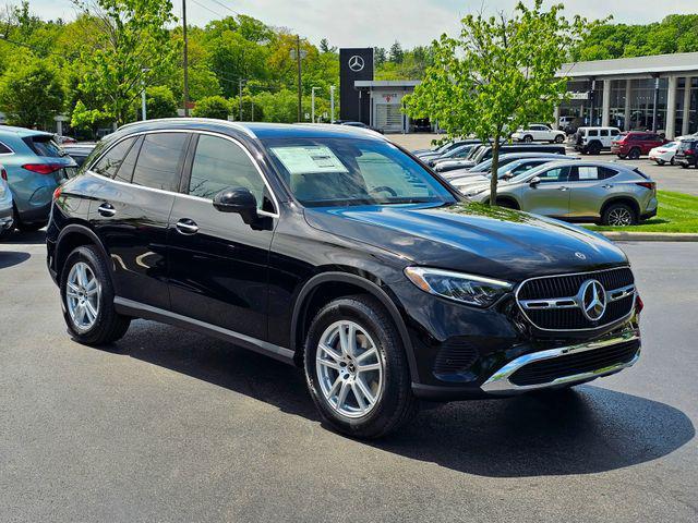 new 2025 Mercedes-Benz GLC 300 car, priced at $56,605