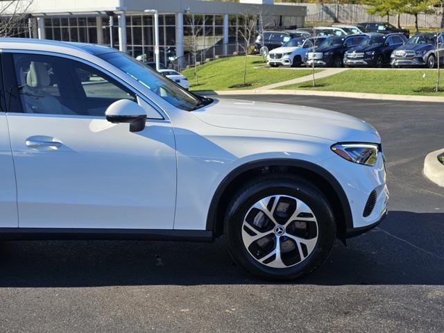 new 2025 Mercedes-Benz GLC 350e car, priced at $67,935