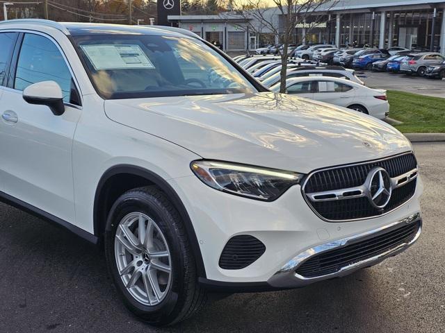 new 2025 Mercedes-Benz GLC 300 car, priced at $57,575