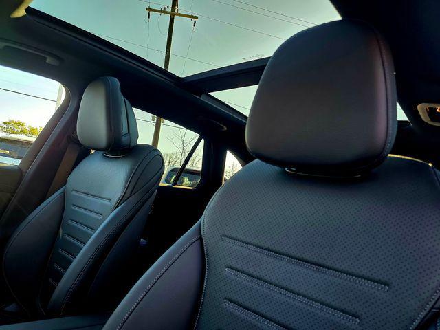 new 2026 Mercedes-Benz GLC 300 car, priced at $61,785