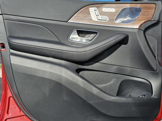 new 2025 Mercedes-Benz GLE 450 car