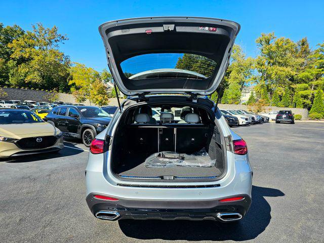 new 2026 Mercedes-Benz GLC 300 car, priced at $60,710
