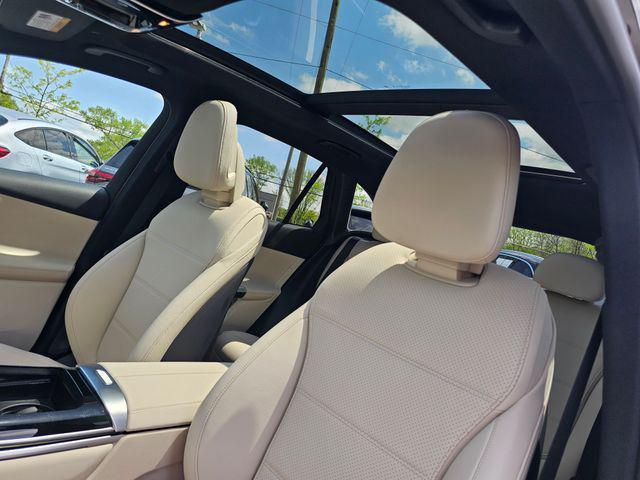 new 2025 Mercedes-Benz GLC 300 car, priced at $58,125