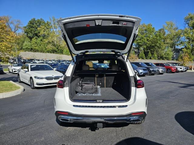 new 2025 Mercedes-Benz GLE 450e car, priced at $89,805