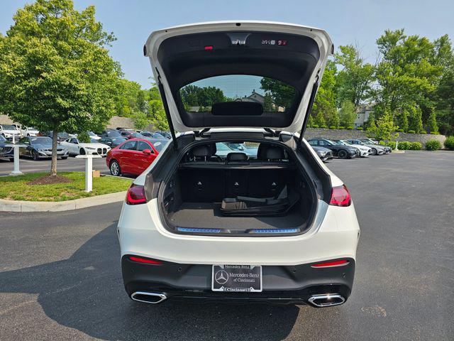 new 2025 Mercedes-Benz GLC 300 car, priced at $69,315