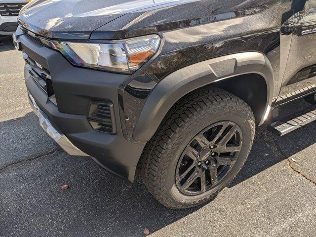 new 2024 Chevrolet Colorado car, priced at $43,815