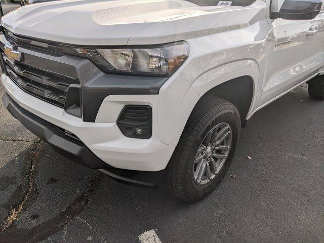 new 2024 Chevrolet Colorado car, priced at $39,115