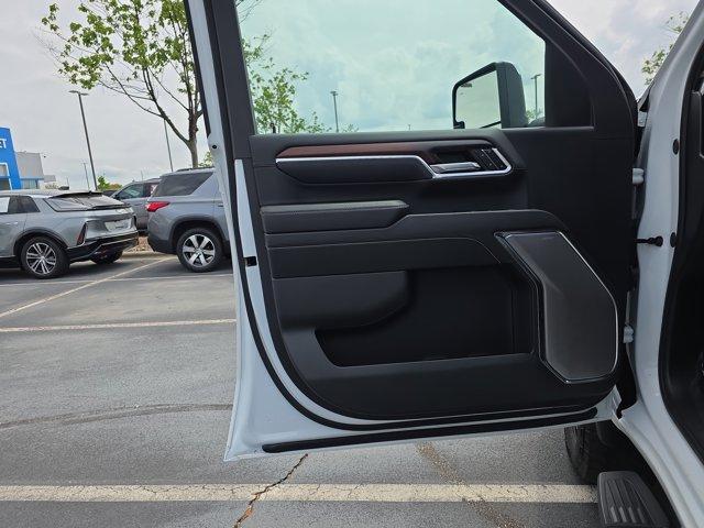 used 2024 GMC Sierra 2500 car, priced at $76,900