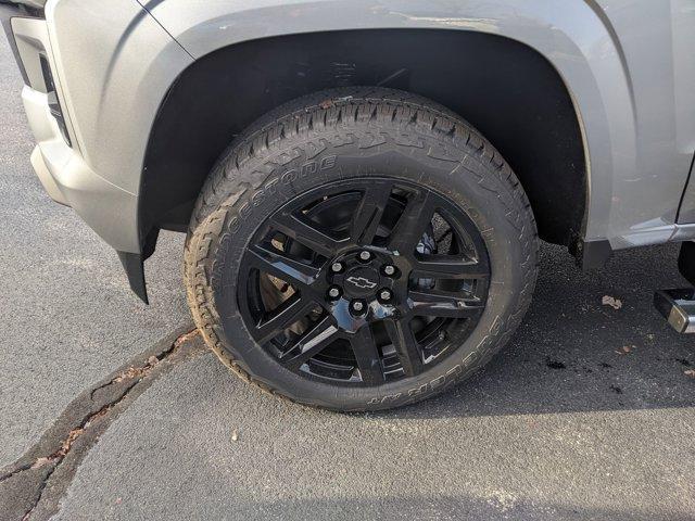 new 2024 Chevrolet Colorado car, priced at $45,735