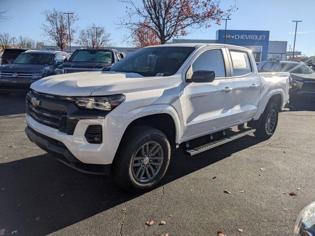 new 2024 Chevrolet Colorado car, priced at $40,605