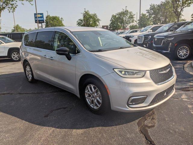 used 2024 Chrysler Pacifica car, priced at $24,900
