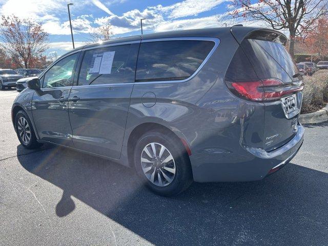 used 2022 Chrysler Pacifica Hybrid car, priced at $32,900