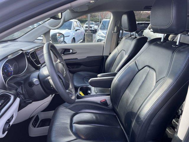 used 2022 Chrysler Pacifica Hybrid car, priced at $32,900