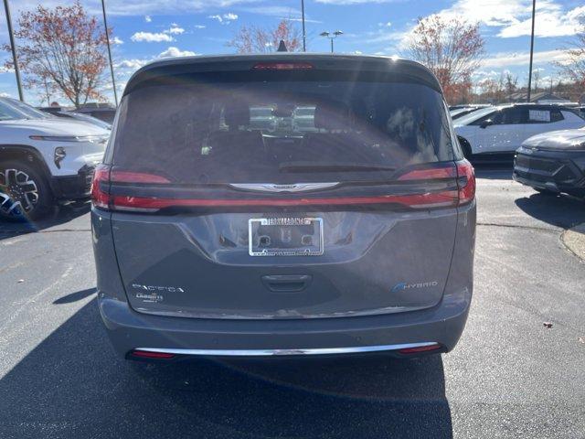 used 2022 Chrysler Pacifica Hybrid car, priced at $32,900