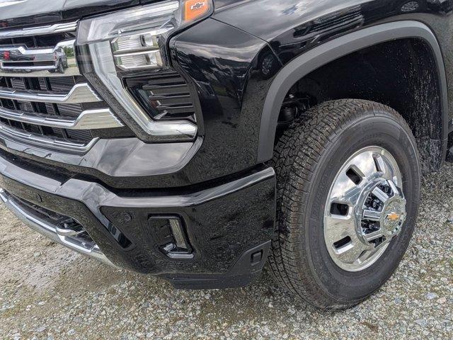 new 2025 Chevrolet Silverado 3500 car, priced at $90,725