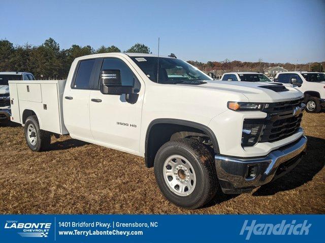 new 2025 Chevrolet Silverado 3500 car, priced at $51,178