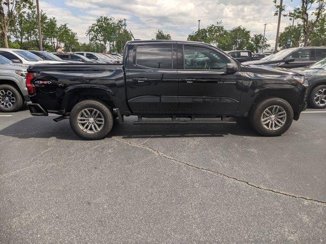 new 2025 Chevrolet Colorado car, priced at $42,305