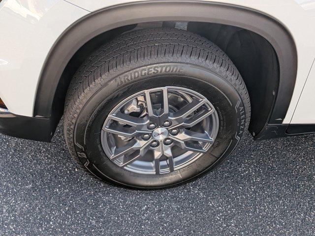 used 2025 GMC Acadia car, priced at $34,900