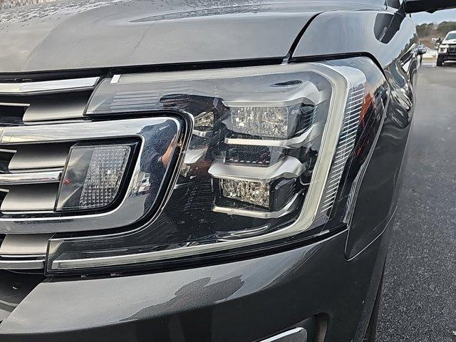 used 2018 Ford Expedition car, priced at $26,900