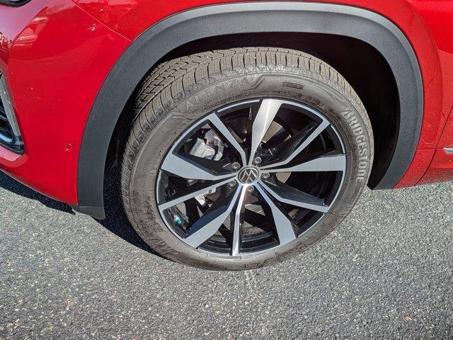 used 2025 Volkswagen Atlas car, priced at $46,900