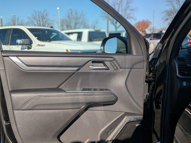 used 2025 GMC Acadia car, priced at $35,900