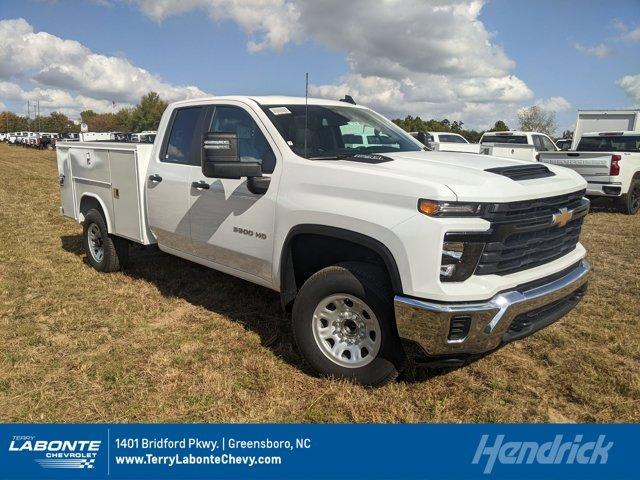 new 2025 Chevrolet Silverado 3500 car, priced at $51,178