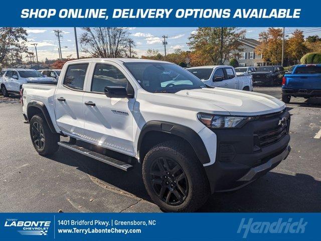 new 2024 Chevrolet Colorado car, priced at $43,815