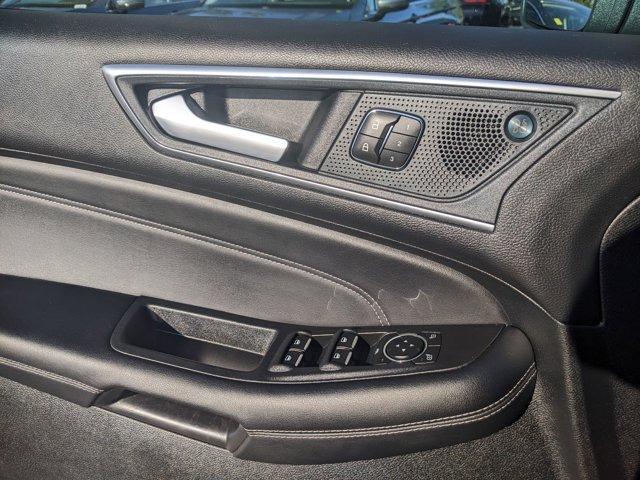 used 2024 Ford Edge car, priced at $25,400