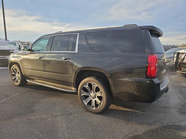 used 2017 Chevrolet Suburban car, priced at $25,400