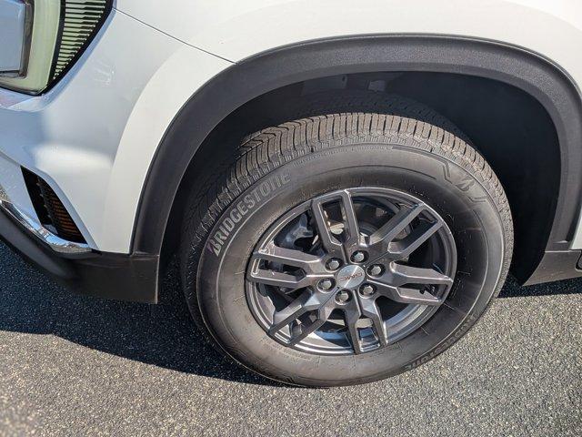 used 2025 GMC Acadia car, priced at $34,900