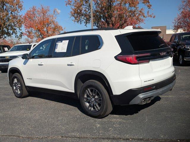 used 2025 GMC Acadia car, priced at $34,900