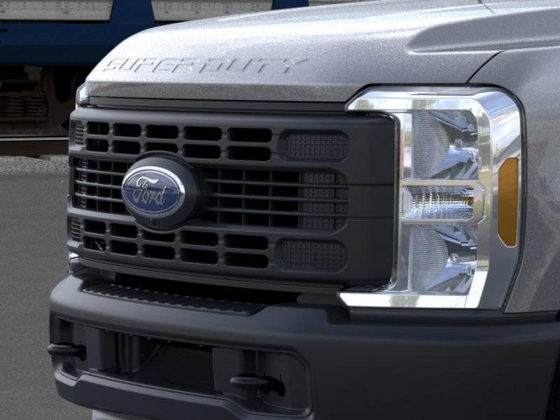 new 2025 Ford F-350 car, priced at $60,270