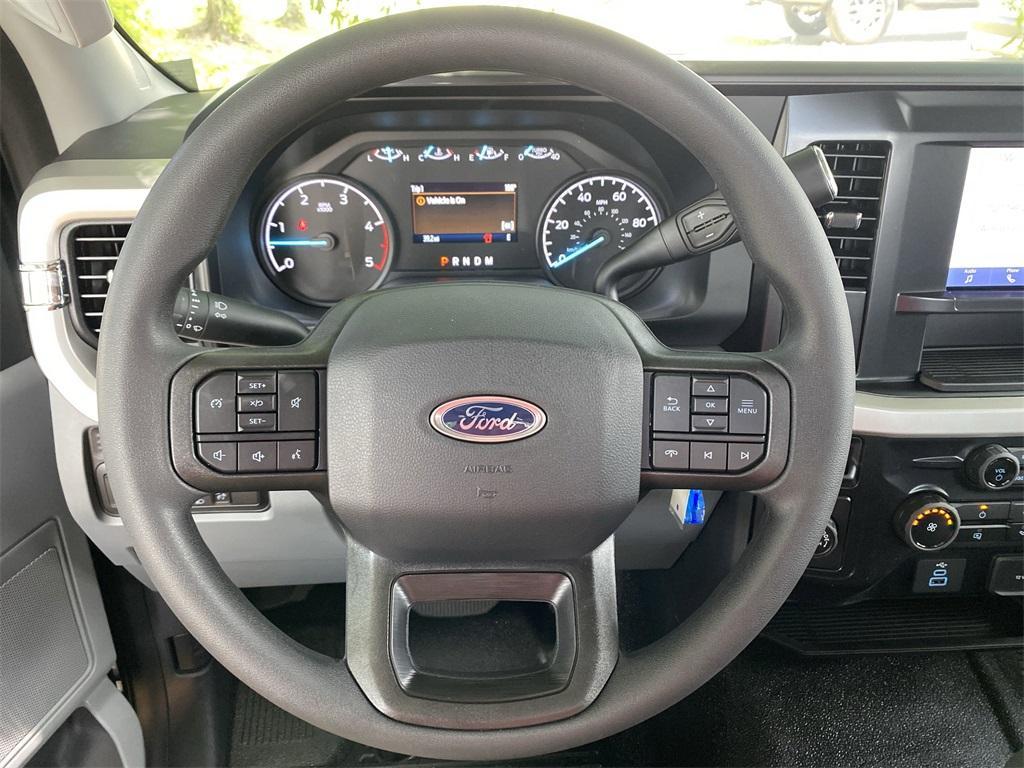 new 2025 Ford F-350 car, priced at $60,270