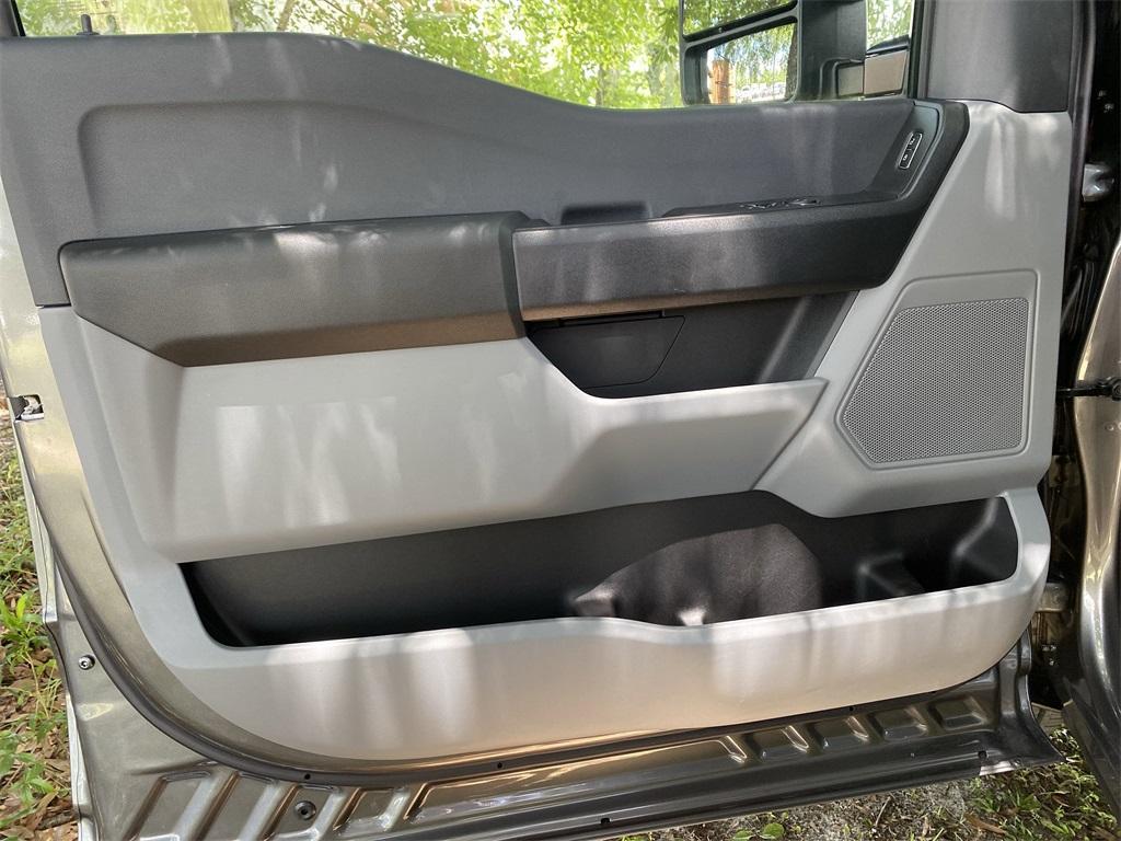new 2025 Ford F-350 car, priced at $60,270