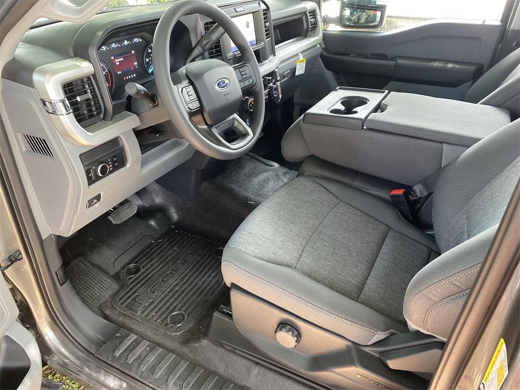 new 2025 Ford F-350 car, priced at $60,270