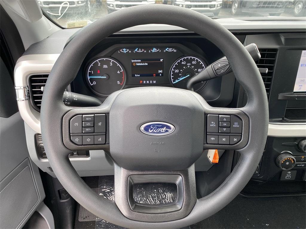 new 2025 Ford F-250 car, priced at $64,825