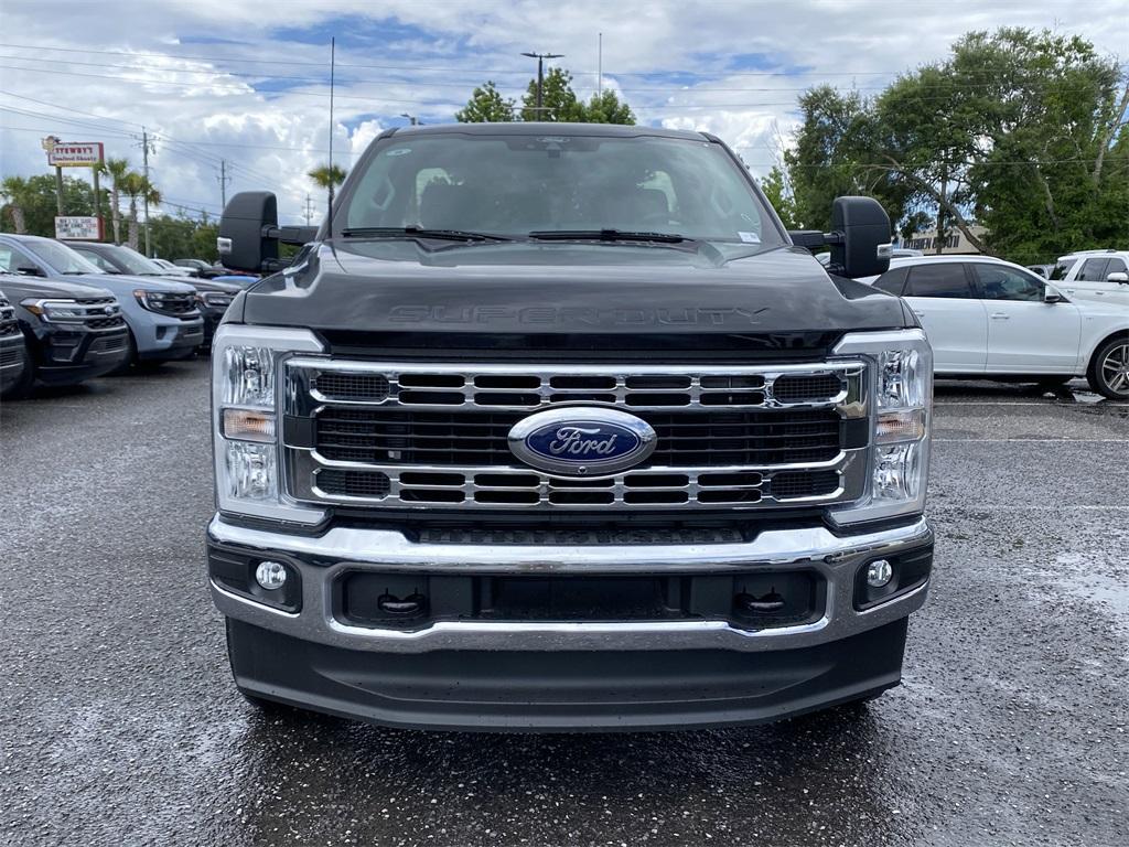 new 2025 Ford F-250 car, priced at $64,825